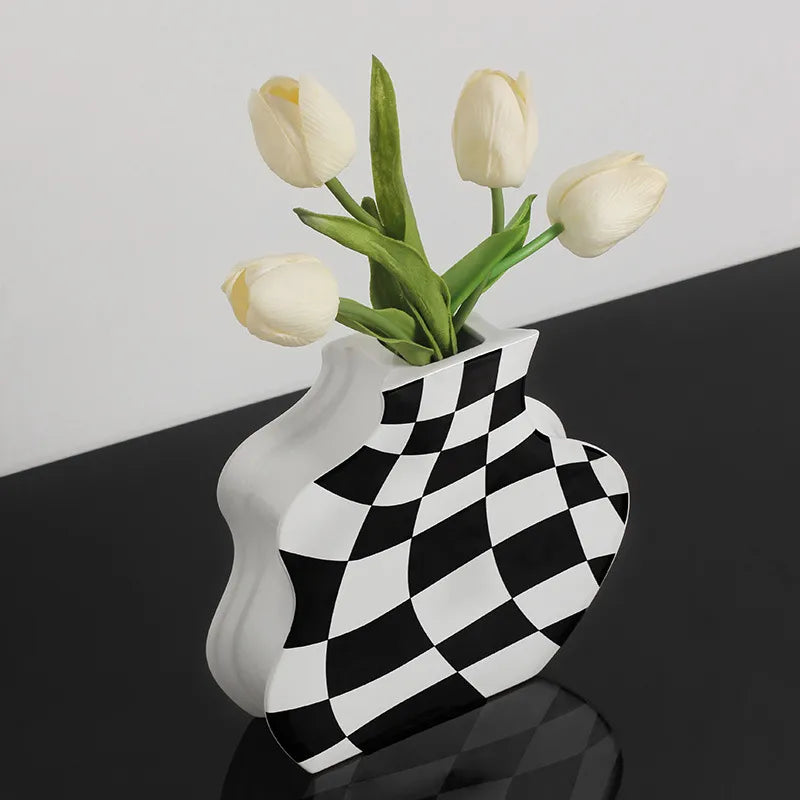 The Échecs Vase