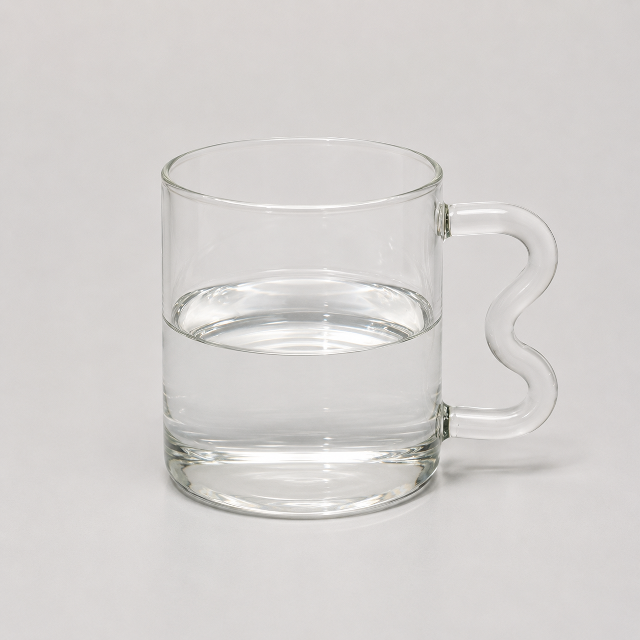 The Kaleidos Glass Mug