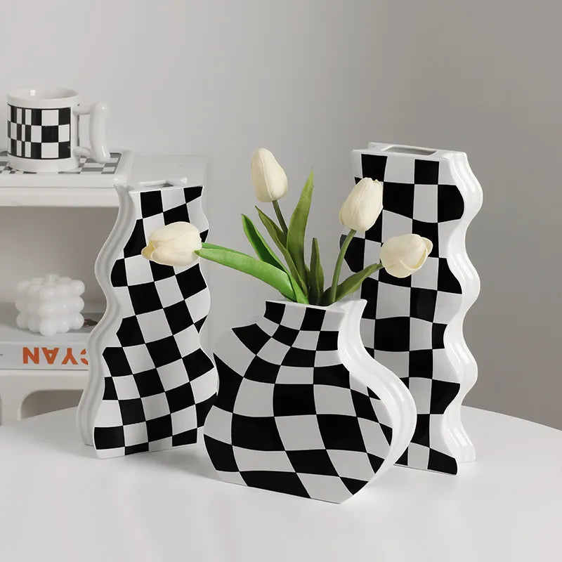 The Échecs Vase