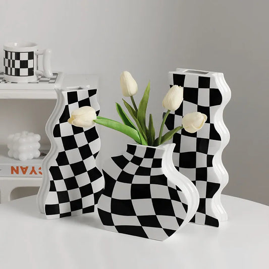 The Échecs Vase